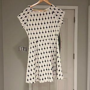 ReneeC pull over dress black and white pattern